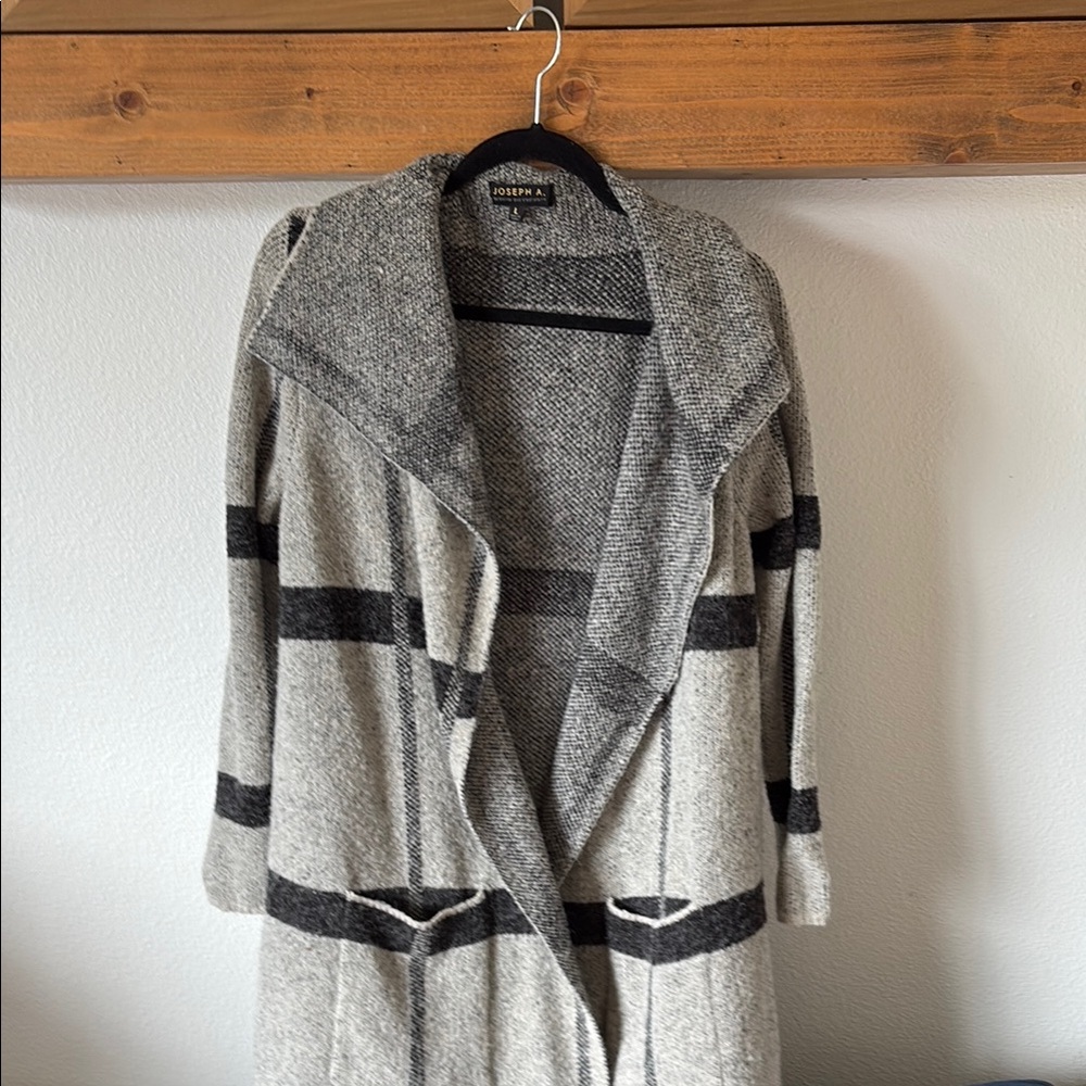 Joseph A Gray and Black Cardigan Sweater